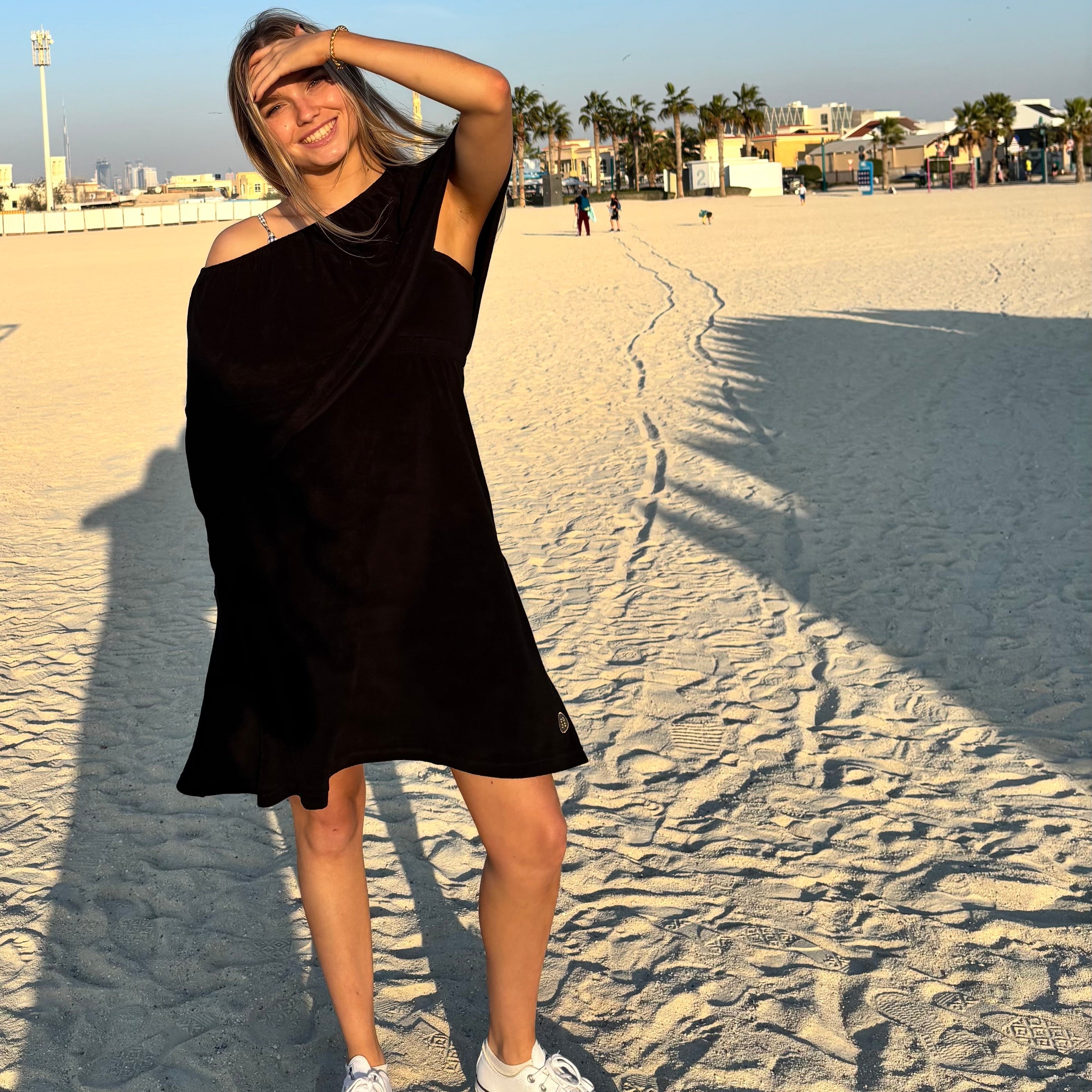 Short towelling poncho – lightweight, stylish & multi-style. Perfect for beach cover, sun protection, or maternity breastfeeding