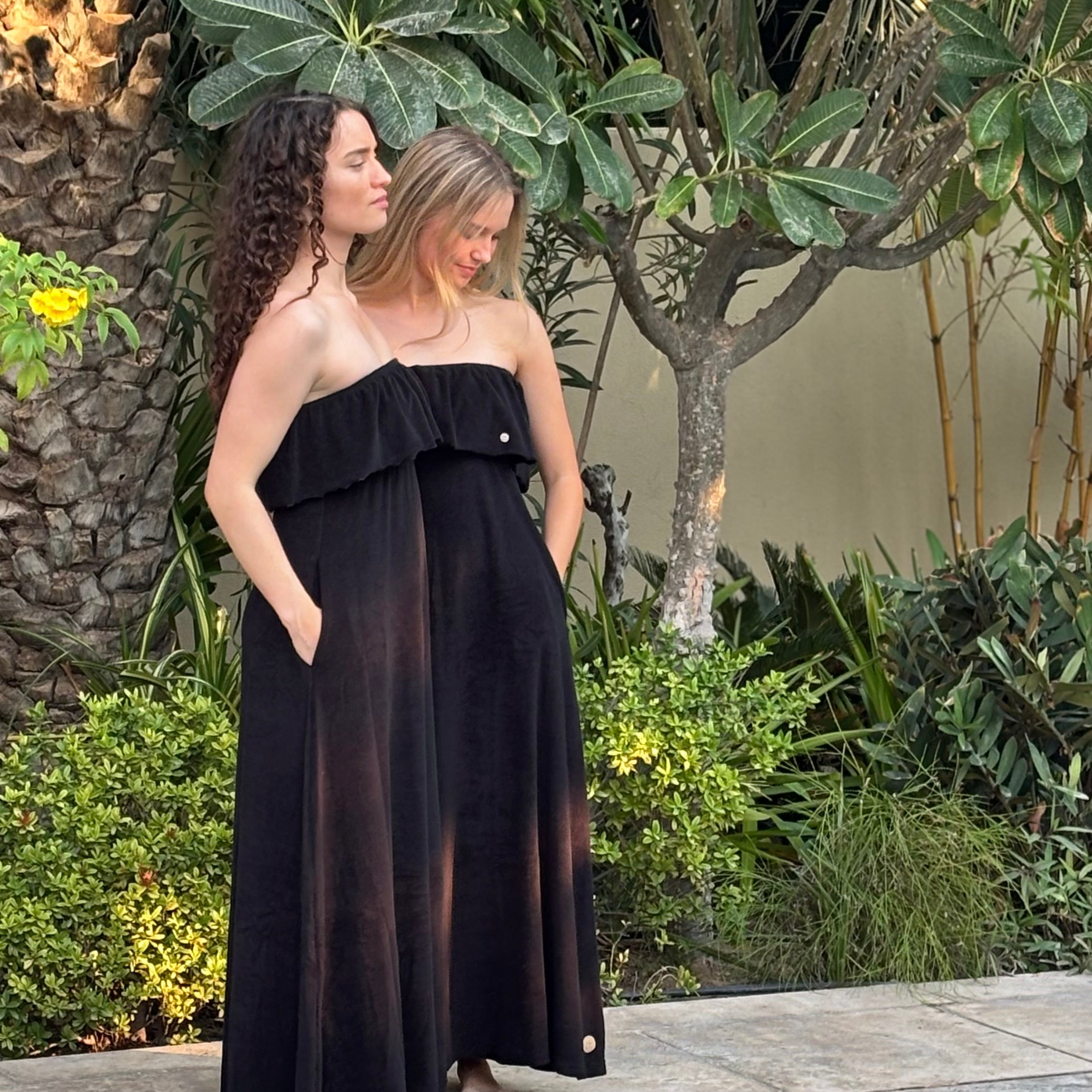 Elegant long towel dress – paired with the bust cover has soft towelling, quick-drying, and designed for effortless style at home, beach, bar, boat or for maternity.